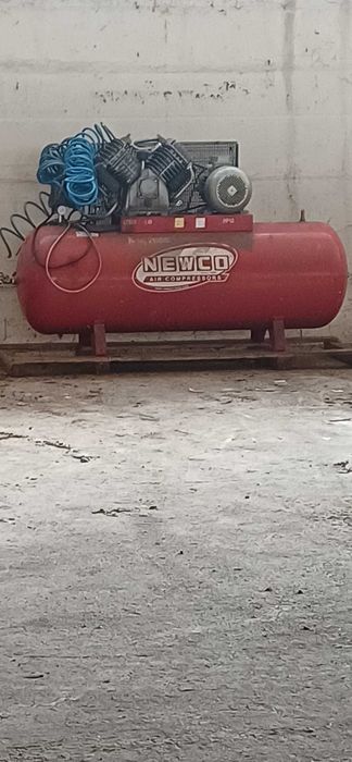 Vand compresor aer newco 500litri trifazic