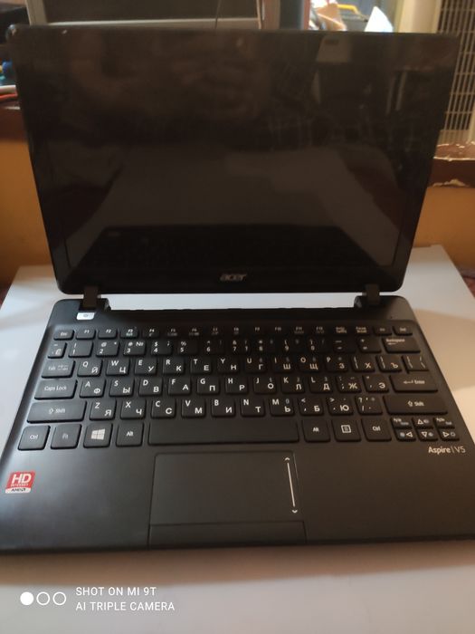 Продам нетбук acer на запчасти