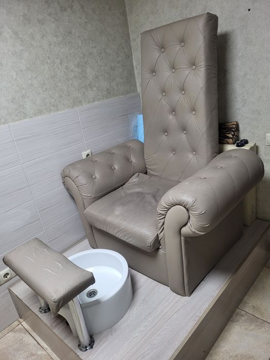 Педикюрное кресло