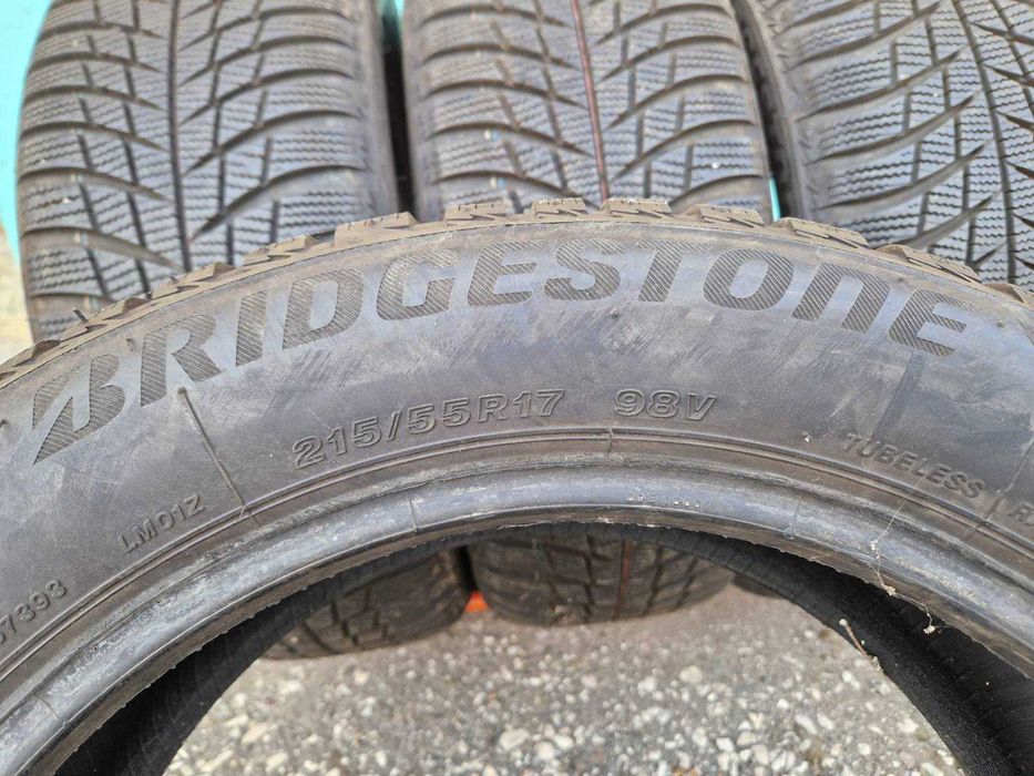 4 Bridgestone R17 215/55 Зимни гуми  DOT2718