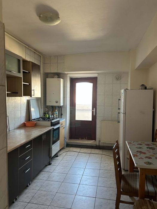 Apartament de inchiriat