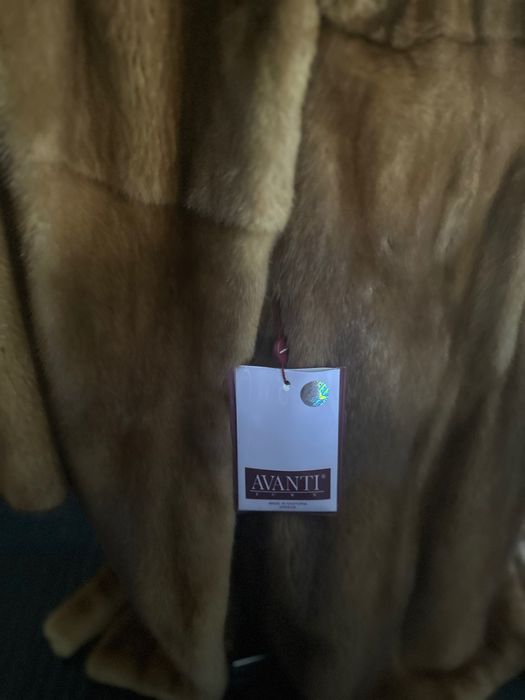Haină blana, vizon, nouă, măsura S, marca Avanti!