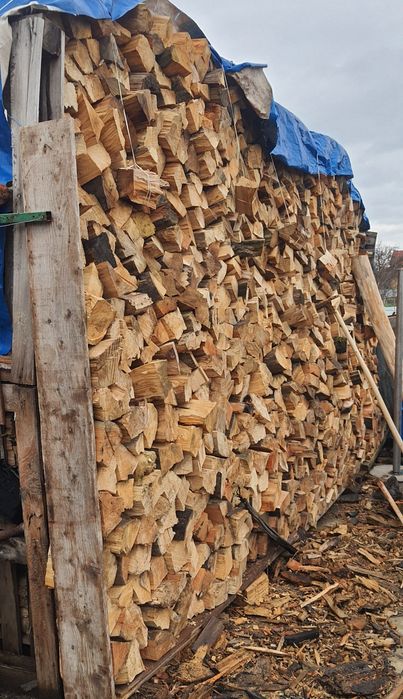 Lemn de foc Întreg sau Tăiat si Crapat