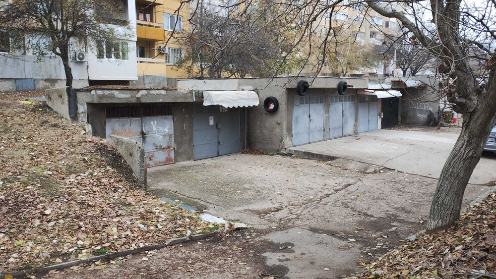 Дава се под наем Гараж / Паркомясто в Русе, Чародейка - Север - 18 кв.м за 99.45 € - Снимка #5