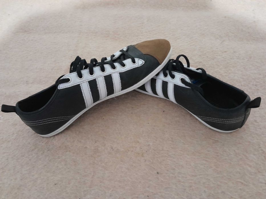 Красиви ретро маратонки - Adidas!