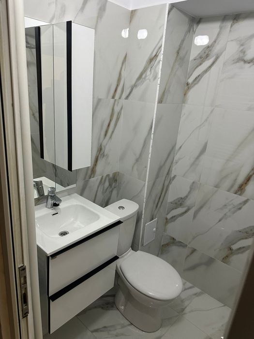 Vând garsoniera finisata