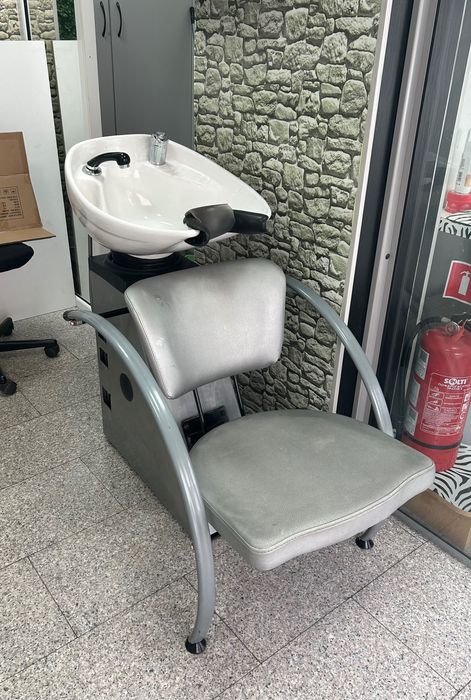 Фризьорско оборудване