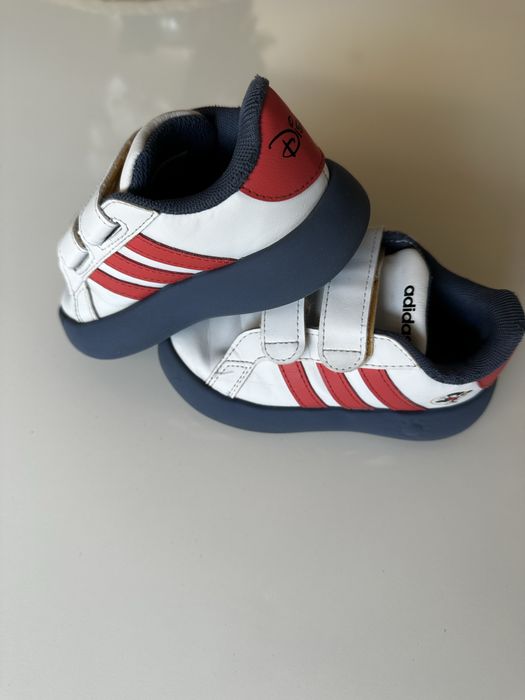 Детски маратонки adidas 24н
