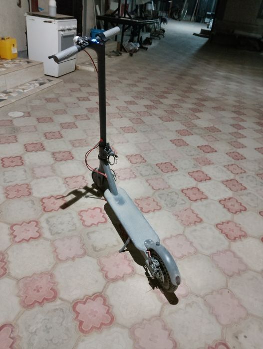 Электросамакат..