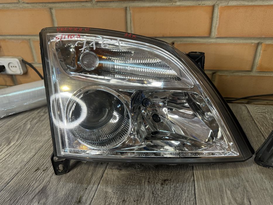 Фары Опель Вектра С