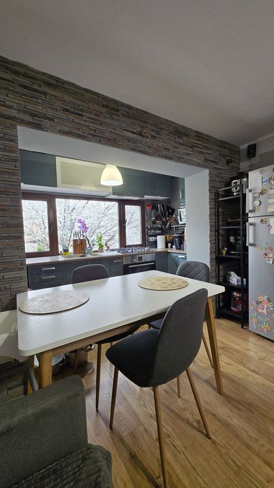 Inchiriez apartament Focsani, zona centrala