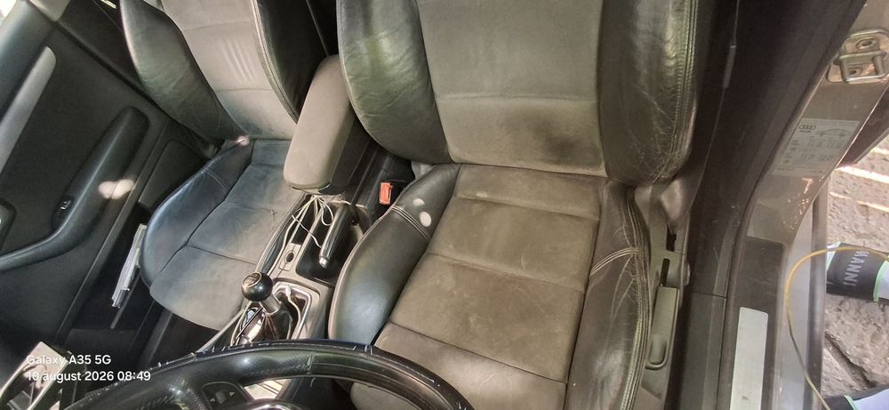 Vind Audi a4 b7 2.0 tdi