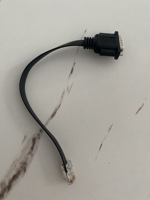 cablu de consolă (adaptor serial) de la RJ45 la DB9 (RS232)