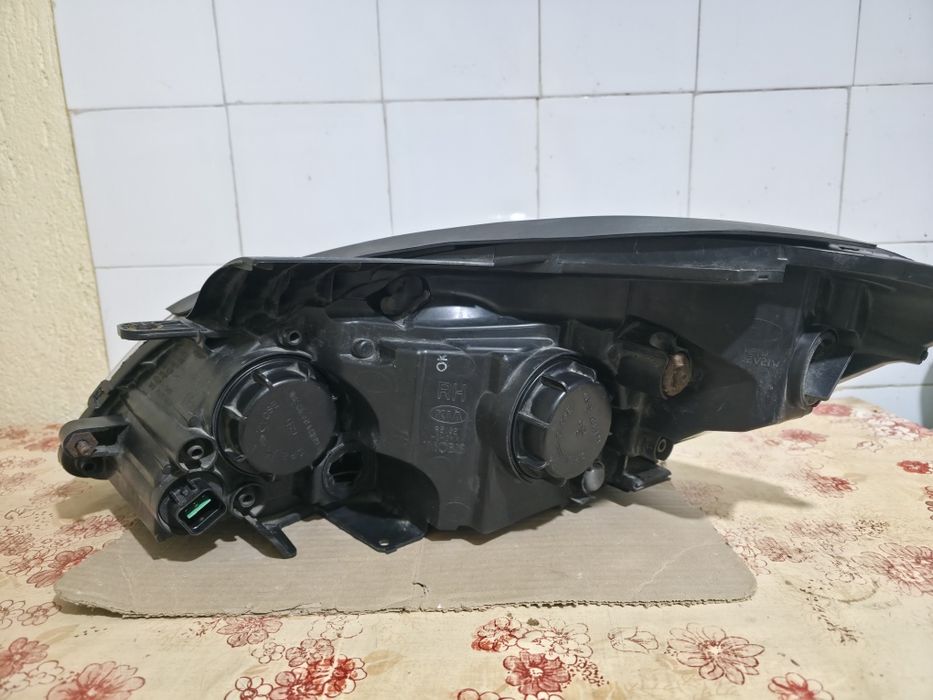 Десен фар за Kia Ceed 2007-2010 Mobis