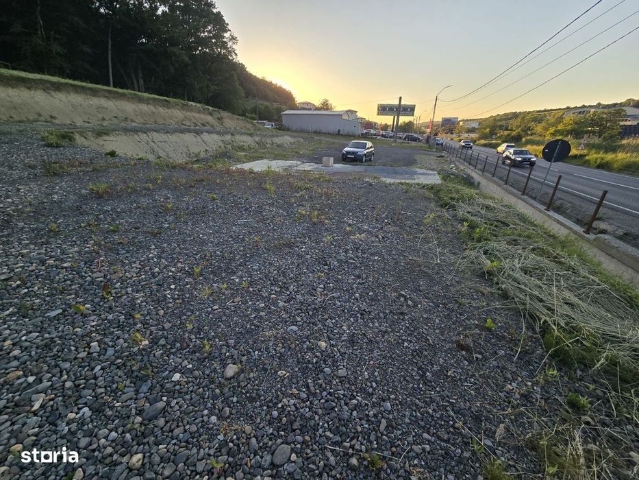 Teren 2500 mp cu deschidere de 65 m la E 60