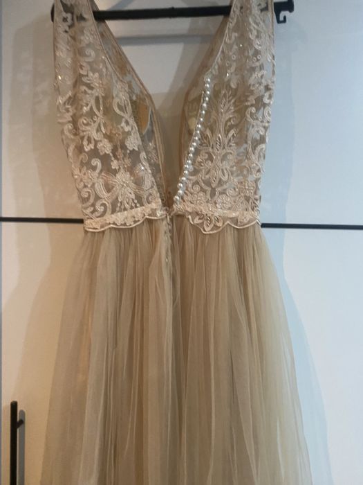 Рокля за повод за бал