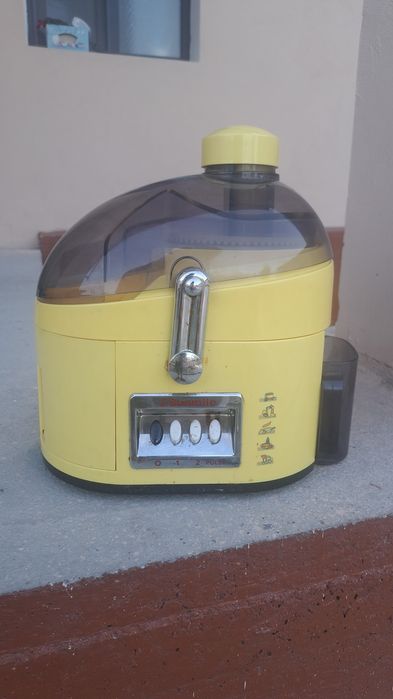 Продам Соковыжималка