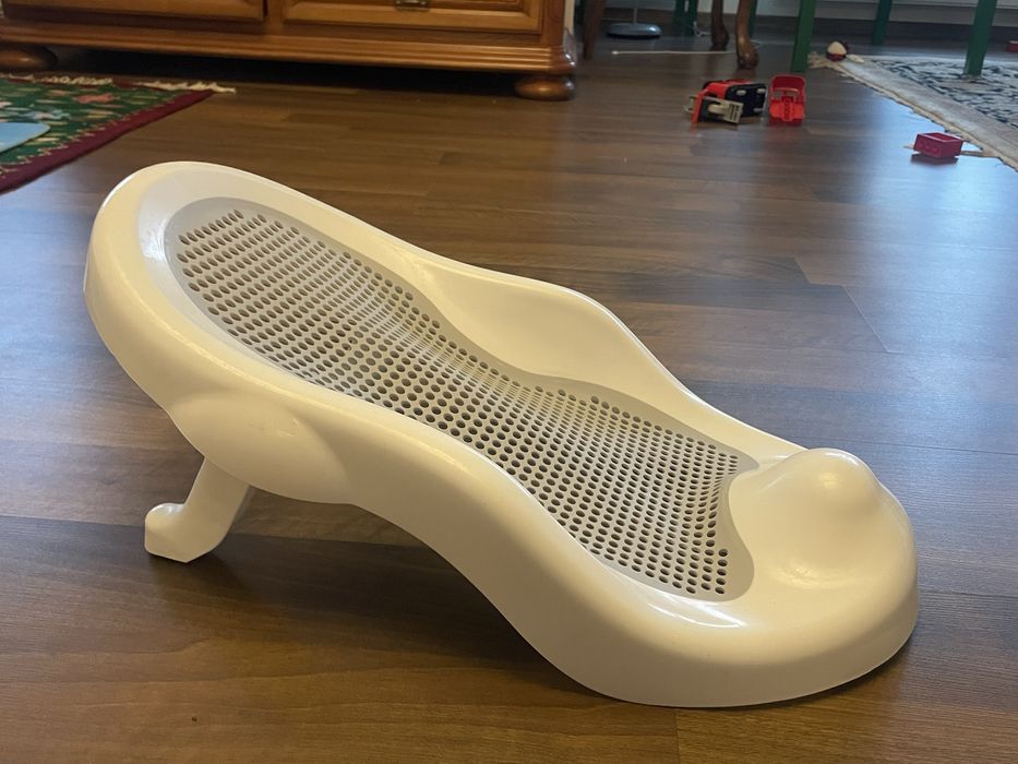 Suport de baie ergonomic