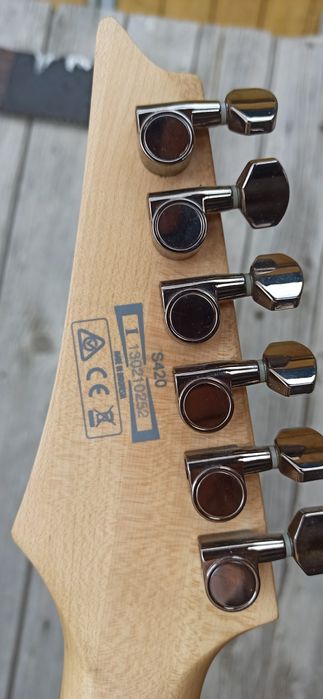 Электрогитара Ibanez S420 WK