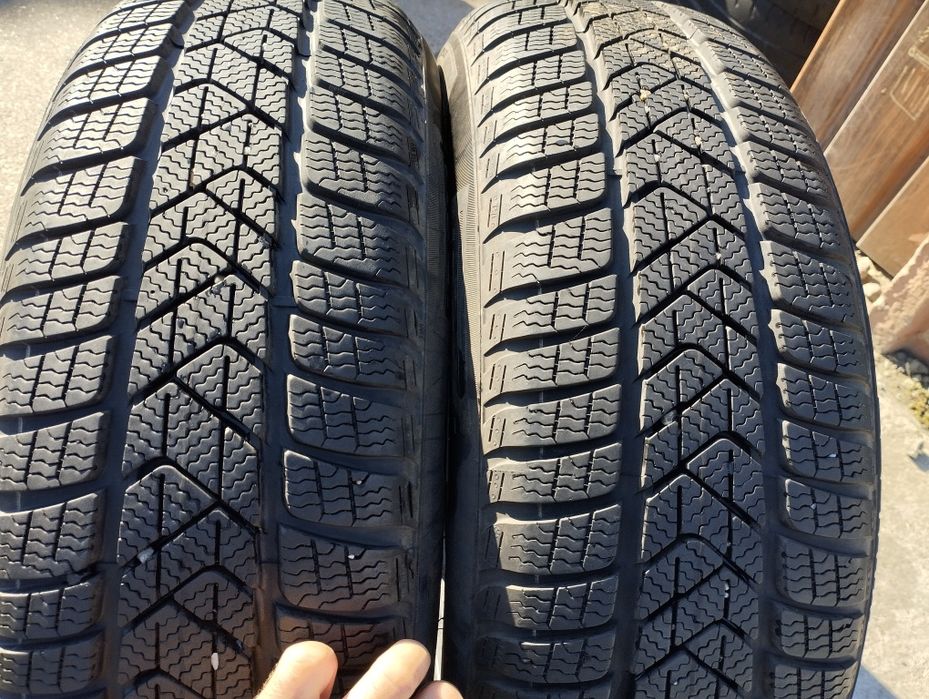2 buc semi-noi 205 60 R17 93h Pirelli iarna m+s dot 2021