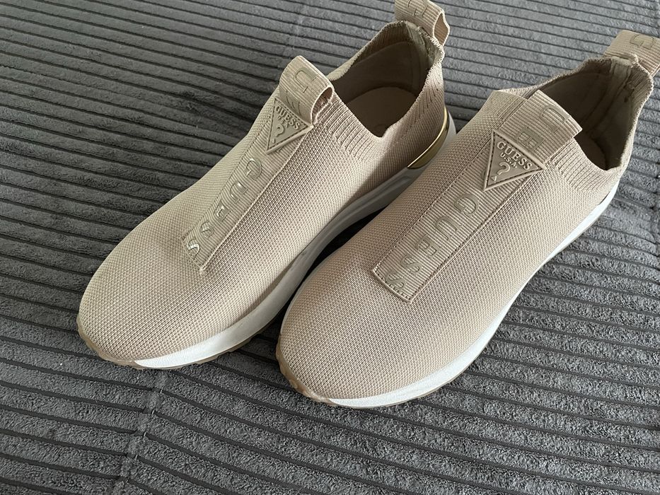 Кецове Guess тип чорап