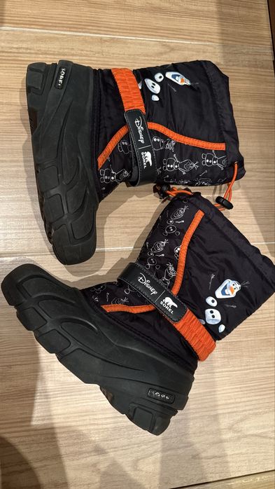 Зимние сапоги Disney