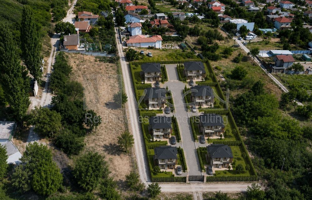 Парцел в Варна-Галата площ 3970 цена 397000
