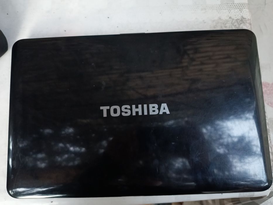TOSHIBA  Ноутбук