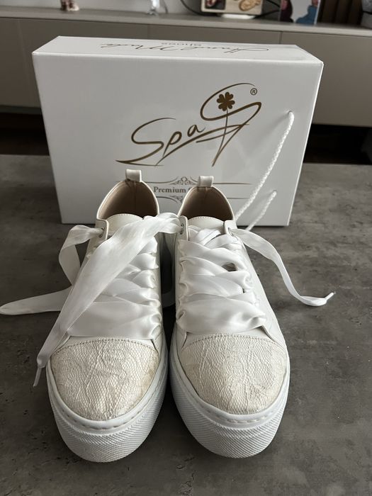 Булчински кецове