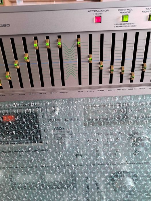 Egalizator AKAI EAG 90