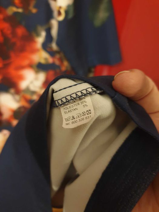 vand rochie model inflorat marime 48-50