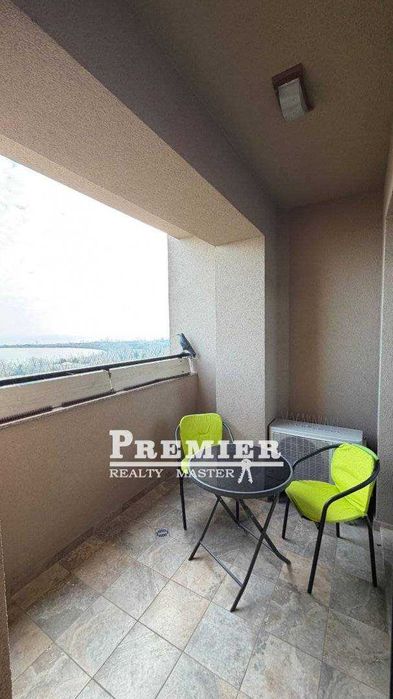 Продава се Двустаен апартамент в Бургас, Лазур - 74 кв.м за 1723 €/кв.м - Снимка #12