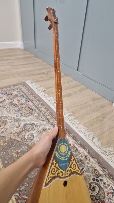 Домбра по 12500тг