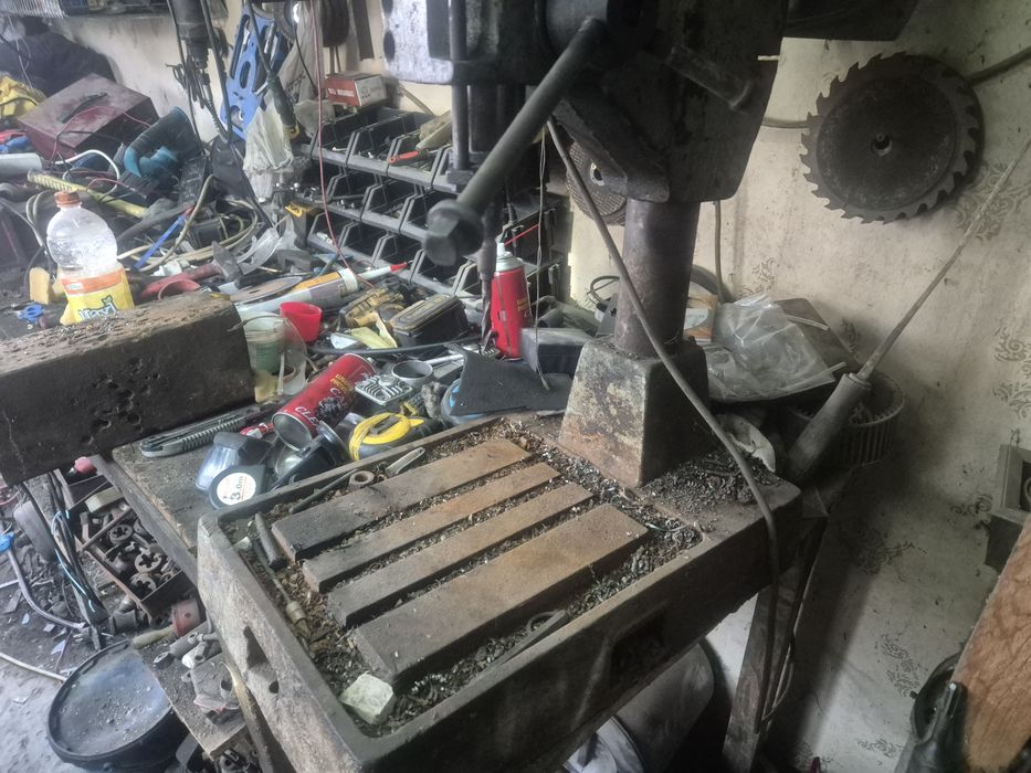 Продам сверлильный станок