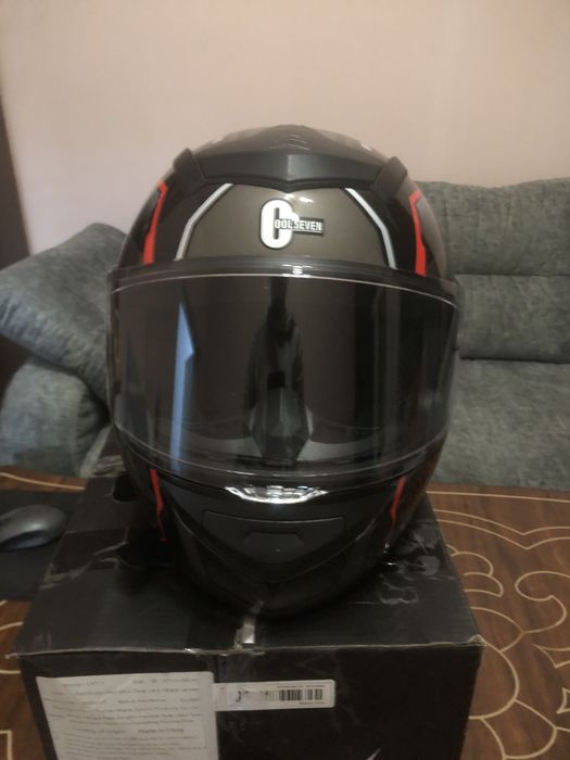 Шлем НОВЫЙ от фирмы Cool Seven