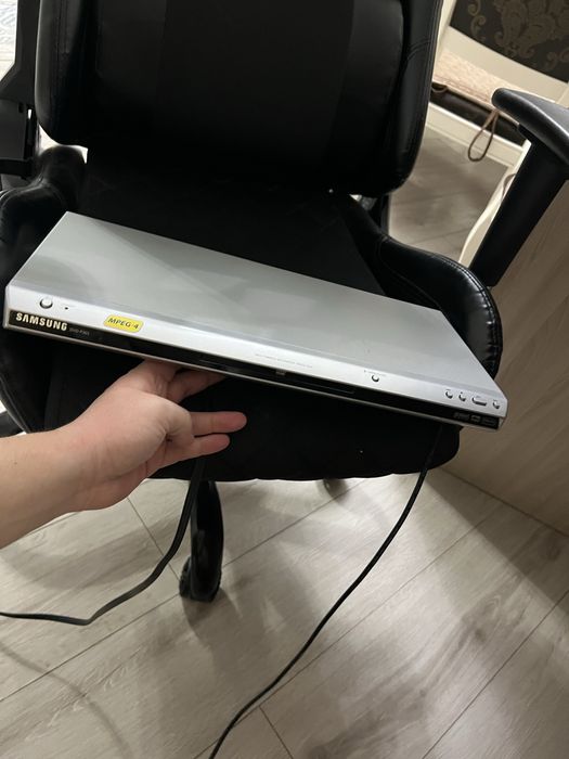 Продам DVD player Samsung в отличном состоянии