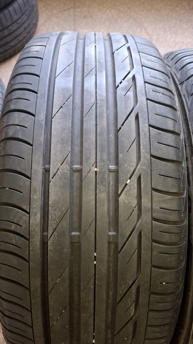 2бр летни гуми Bridgestone 225 50 18
