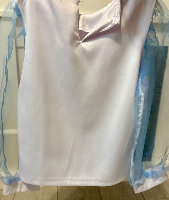 Costum serbare Craciun bluza si fusta albe