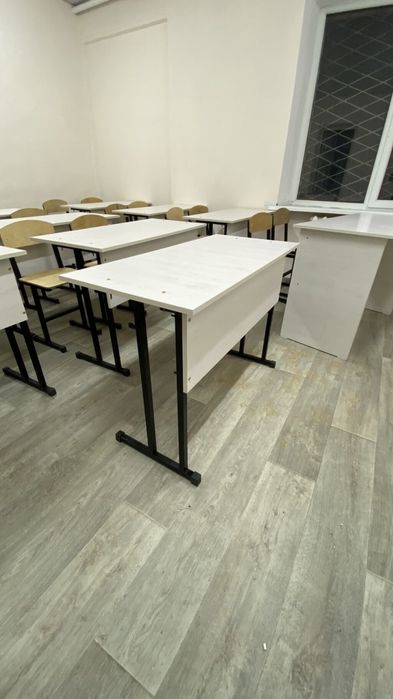 Школьные парта для уичеников Тендер гос размером