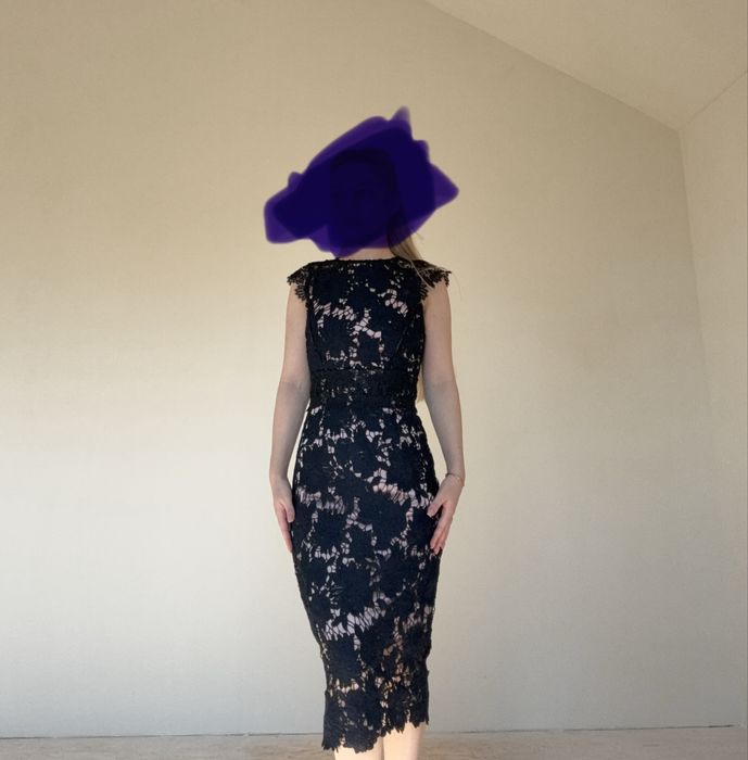 Синее кружевное платье