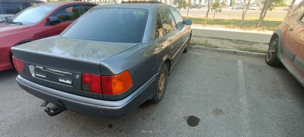 Продам авто Ауди 100 с4