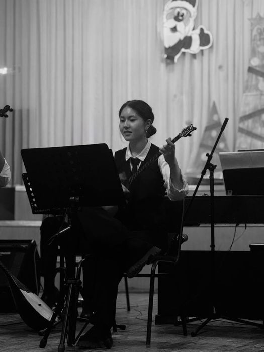 Репетитор по домбре очно/онлайн