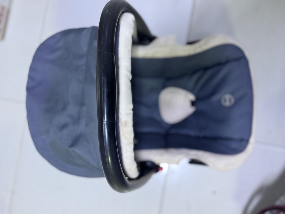 Автокресло.