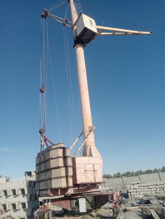 Продается башенный кран