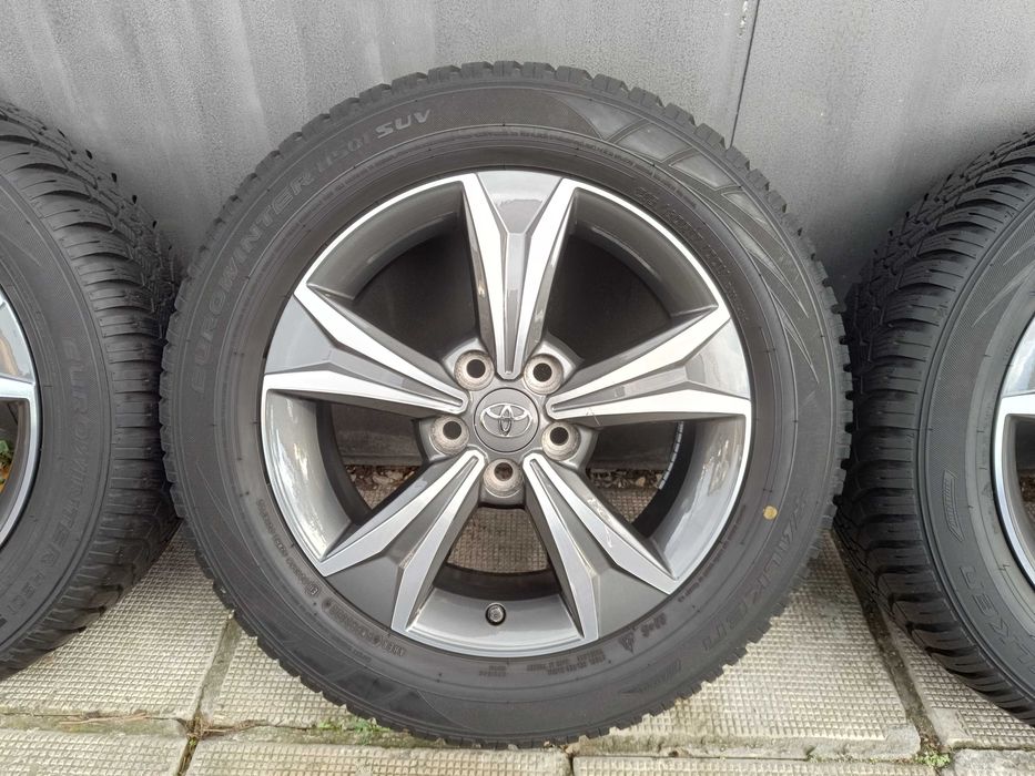 ОРИГИНАЛНИ джанти със зимни гуми 17 '' 5x114,3 Тойота / TOYOTA CH-R