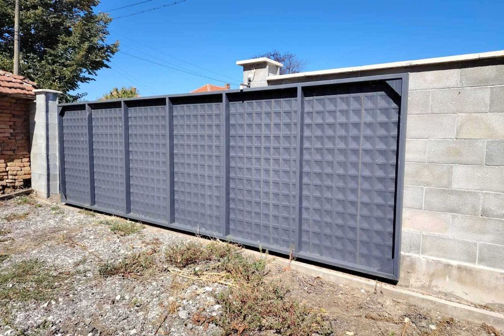 Къща в близост до Дунав и Искър област Плевен.