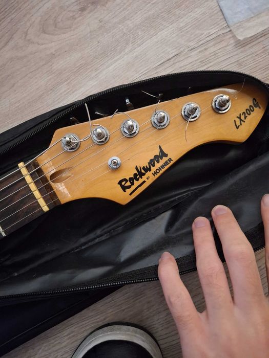 Електрическа китара Reckwood by HOHNER с усилвател revoltage