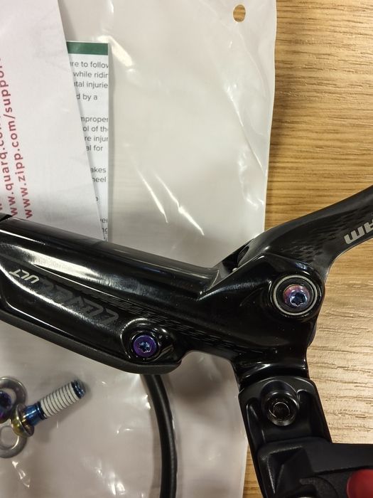 Нови  Комплект карбонови SRAM Level Ultimate Disc Brake