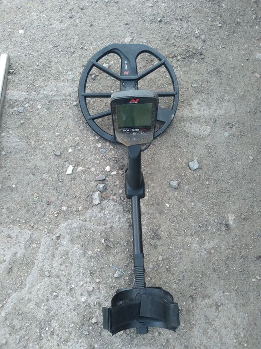 Продам металлоискатель