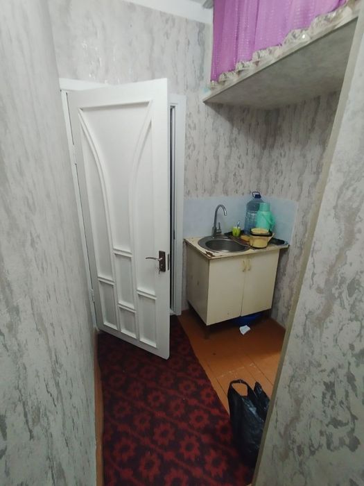 Yunusobod Bodomzor Arintr Rovd 1/3/4 Apshijita 18m2  25.000y.e